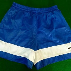 Vintage Nike shorts